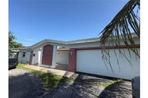 7040 Nw 21st Ct Sunrise, FL 33313 - MLS#A11845908