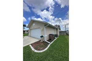 413 SW 43rd Terrace, Cape Coral, FL 33914, - MLS#A11845961