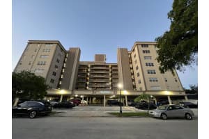1811 Jefferson St 602, Hollywood, FL 33020 - MLS#A11846007