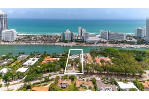 4539 Pine Tree Dr Miami Beach, FL 33140 - MLS#A11846029