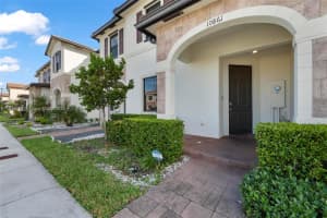 10861 W 32nd Ln 10861 Hialeah, FL 33018 - MLS#A11846035