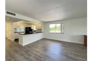 16215 Saddle Club Rd 201, Weston