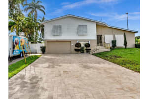 3917 E Lake Miramar, FL 33023 - MLS#A11846129