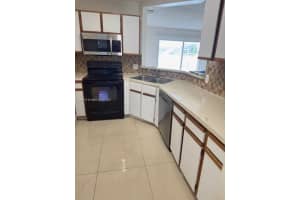 3425 Nw 44th St 103 Oakland Park, FL 33309 - MLS#A11846145