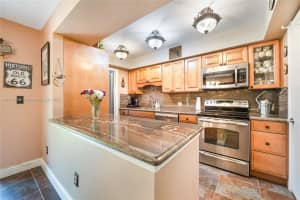 8401 Sw 107th Ave 214e Miami, FL 33173 - MLS#A11846159