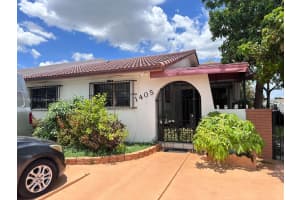 1405 W 38th Pl, Hialeah, FL 33012 - MLS#A11846210