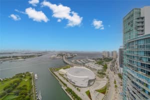 900 Biscayne Blvd 5203, Miami