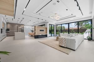 255 Capri Ave Lauderdale By The Sea, FL 33308 - MLS#A11846288