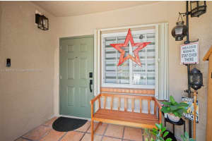 365 Sw 86th Ave 103 Pembroke Pines, FL 33025 - MLS#A11846300