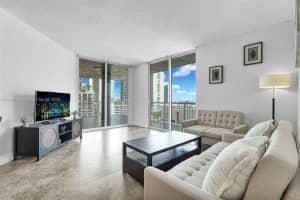 275 Ne 18th St 1107, Miami