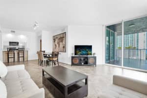 275 NE 18th St 1107, Miami, FL 33132 - MLS#A11846306