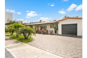 1116 Ne 4th Ct Hallandale Beach, FL 33009 - MLS#A11846307