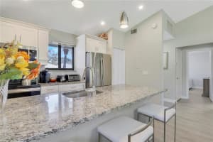 105 Club Dr 105 Palm Beach Gardens, FL 33418 - MLS#A11846326