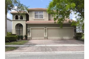 4421 E Seneca Ave ., Weston