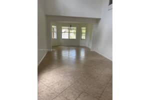 4421 E Seneca Ave ., Weston, FL 33332 - MLS#A11846369