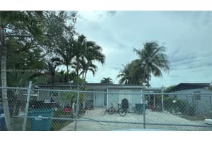 14200 Madison St, Miami