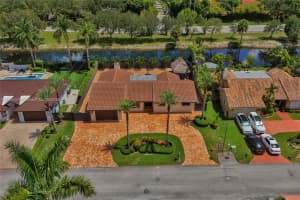 7135 N Augusta Dr, Hialeah, FL 33015, Sold 09/04/25