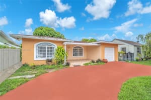 420 SE 3rd St, Hialeah, FL 33010, Sold 09/02/25