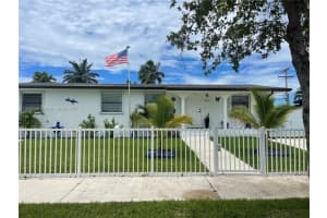 9911 Sw 198th St, Cutler Bay