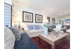 10303 Sunrise Lakes Blvd 201 Sunrise, FL 33322 - Off Market