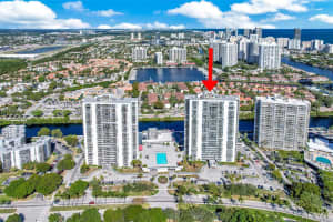 3675 N Country Club Dr 2204, Aventura, FL 33180 - MLS#A11846458