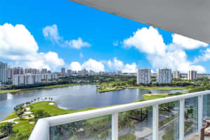 3675 N Country Club Dr 2204, Aventura, FL 33180 - MLS#A11846458