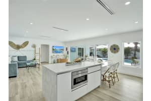 1251 Morse Blvd, Singer Island, FL 33404 - MLS#A11846525