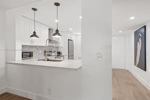 555 Banyan Tree Ln 206 Delray Beach, FL 33483 - MLS#A11846543