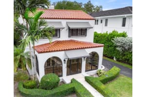 2618 Alhambra Cir, Coral Gables