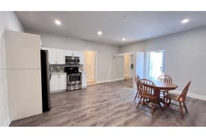 10911 SW 242nd St B, Homestead, FL 33032 - MLS#A11846603