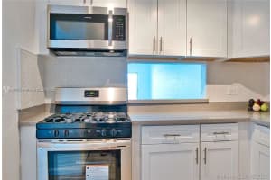 6890 N Kendall Dr B406, Pinecrest, FL 33156 - MLS#A11846622