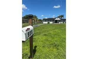 925 NE 18th St, Belle Glade, FL 33430, - MLS#A11846685