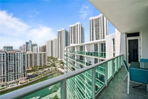 100 Bayview Dr Ph31 Sunny Isles Beach, FL 33160 - MLS#A11846691