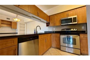 6418 Emerald Dunes Dr 301 West Palm Beach, FL 33411 - MLS#A11846728