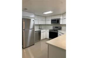 8343 Lake Dr 306, Doral, FL 33166 - MLS#A11846733