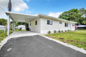 1401 Ne 152nd St, North Miami Beach