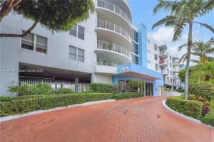 1555 N Treasure Dr APT 205, North Bay Village, FL 33141, - MLS#A11846769