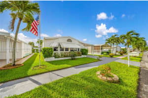 5298 Nw 4th Ter Deerfield Beach, FL 33064 - MLS#A11846789