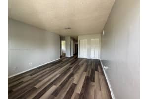 5431 Nw 18th Pl 5431 Lauderhill, FL 33313 - MLS#A11846795