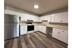5431 Nw 18th Pl 5431 Lauderhill, FL 33313 - MLS#A11846795