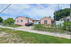 3415 W 2nd Ave, Hialeah, FL 33012 - MLS#A11846798