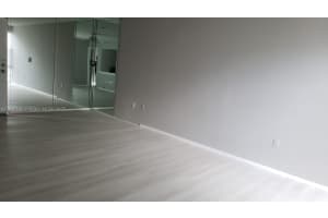 200 177th Dr, Sunny Isles Beach, FL 33160, Sold 08/28/25