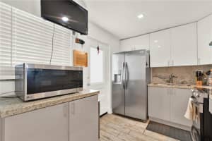 7850 Byron Ave 702 Miami Beach, FL 33141 - MLS#A11846816