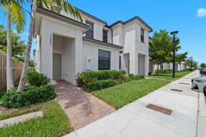 12965 SW 233rd Ter, Homestead, FL 33170 - MLS#A11846825