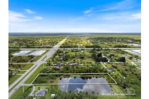 35XX Everglades Blvd, Naples, FL 34120 - MLS#A11846826