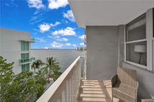 2016 Bay Dr 505, Miami Beach