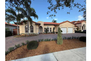 MLS# A11846933, Miami Lakes, Florida 33016