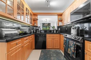 9809 Costa Del Sol Blvd E-102 Doral, FL 33178 - MLS#A11846960
