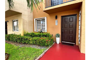 541 NW 82nd Ct, Miami, FL 33126, Sold 08/28/25
