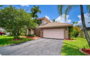 810 Greenbriar Ave, Davie, FL 33325 - MLS#A11846976